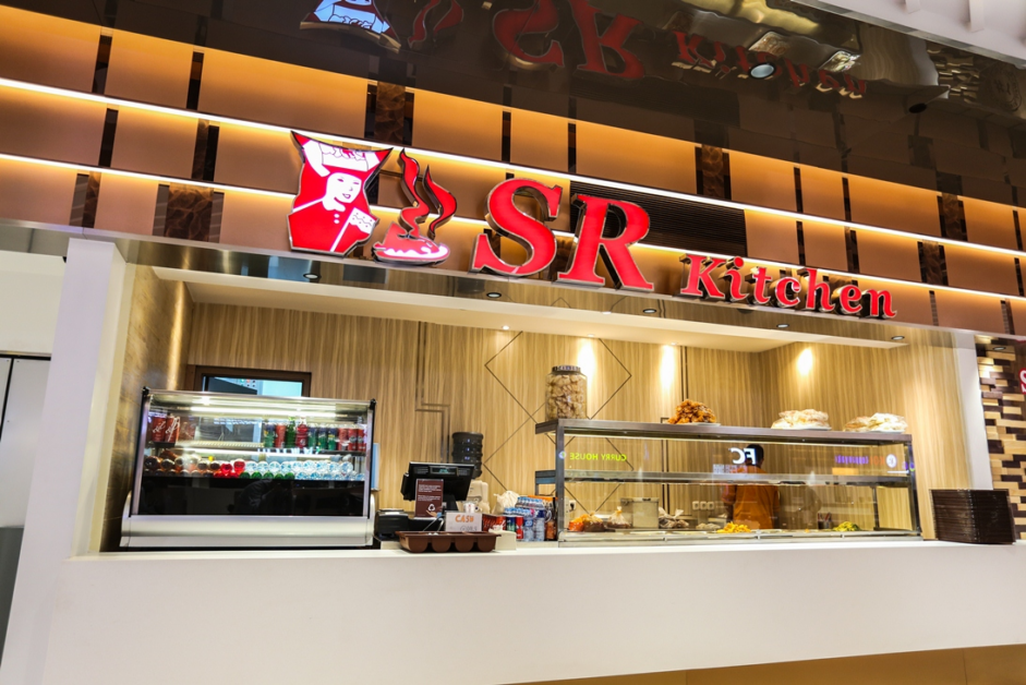 Franchise Rumah Makan Padang Sari Ratu, Waralaba Restoran Padang, Kemitraan Sari Ratu, Bisnis Kuliner Premium, Franchisee Indonesia