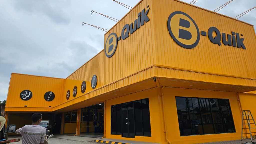 Franchise B Quik, Bengkel Mobil Modern, Bisnis Otomotif, Waralaba Bengkel, Franchisee