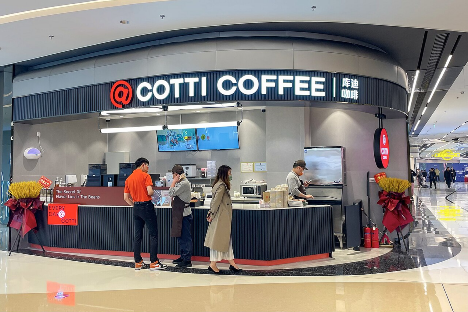 Franchise Cotti Coffee, Bisnis Kopi Kekinian, Waralaba Kopi 2026, Investasi Kuliner, Franchisee