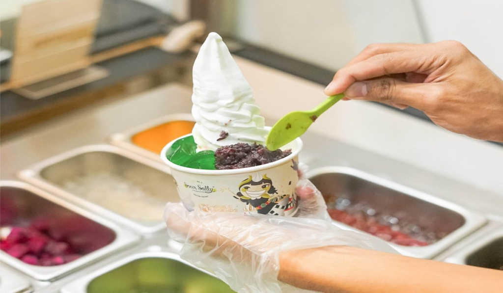 Franchise Sour Sally, Frozen Yogurt Indonesia, Bisnis Kuliner Sehat, Kemitraan Sour Sally, Franchisee