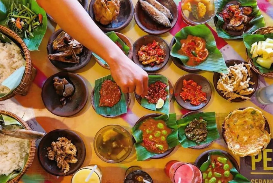 Franchise Waroeng SS, Waralaba Sambal, Bisnis Kuliner, Kemitraan Restoran, Franchisee Indonesia